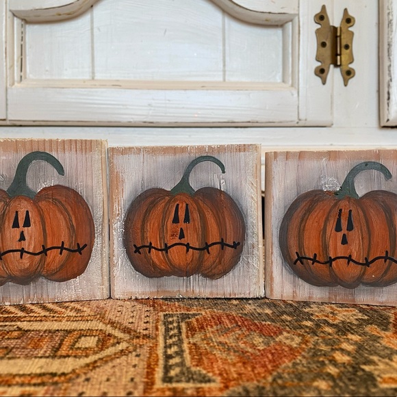 Set of three Jack o Lantern blocks, Halloween decor - Picture 2 of 4